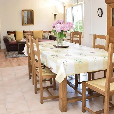 哈马奥西蒙度假屋 Quinéville